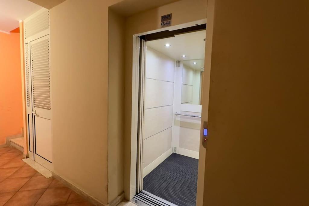 Molo Five Apartment Palermo Exterior photo